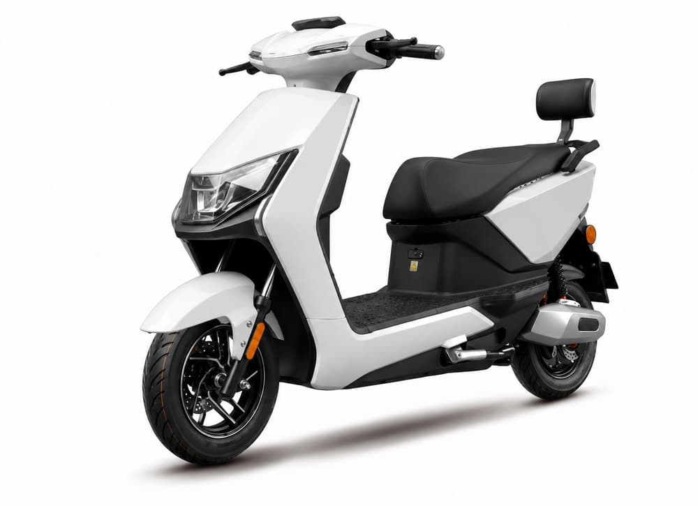 HISPEED Urban C11 — Urbana, Scooter deportiva 800W con baúl trasero, control remoto y espejos.